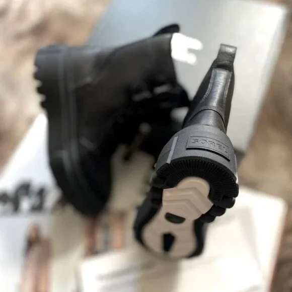 Free People x Sorel Caribou X Lace Up Boots - Picture 7 of 15